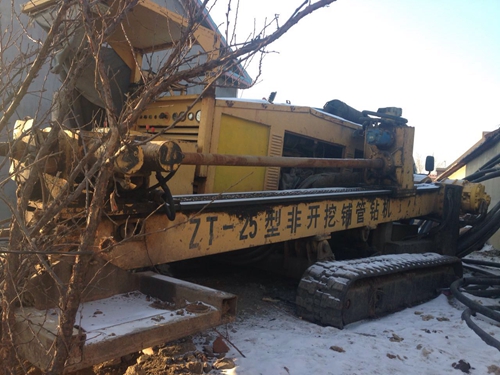 鑽(zuàn)通25噸 (4)