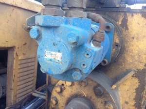 鑽(zuan)通25噸 (6)