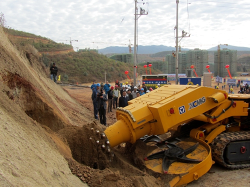 掘進機(ji)在雲南施工(gong)