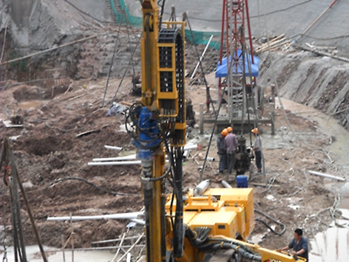 錨杆(gǎn)鑽施工1