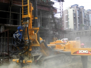 錨杆鑽(zuan)施工2