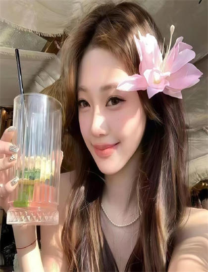 情色片文化解读：《热线舞女》的叙事结构与视觉语言 ——情色片的专业鉴赏